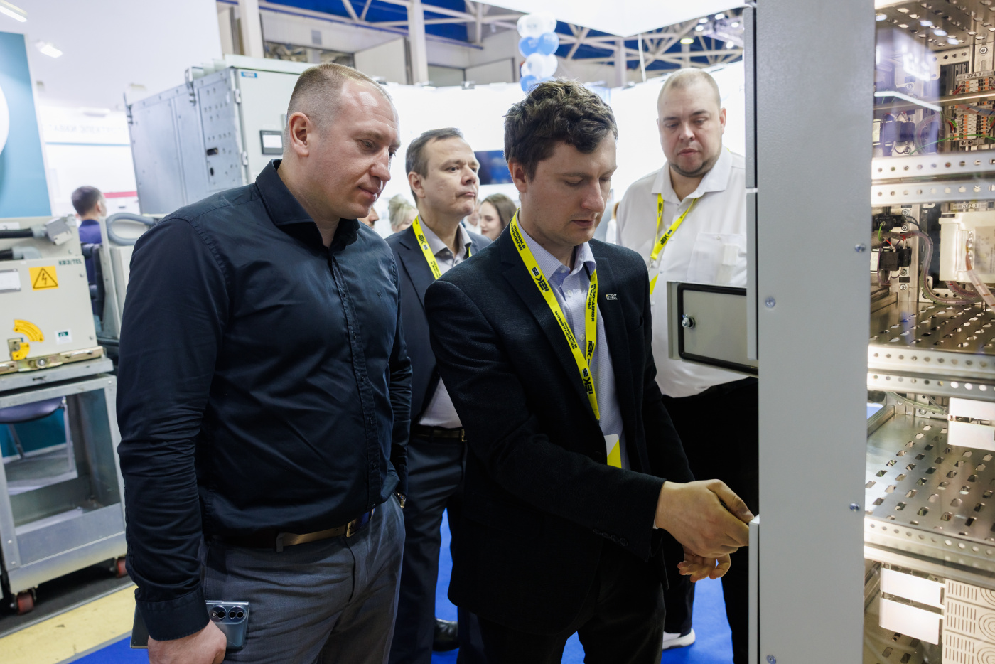 iek-114.jpg iek-114.jpg