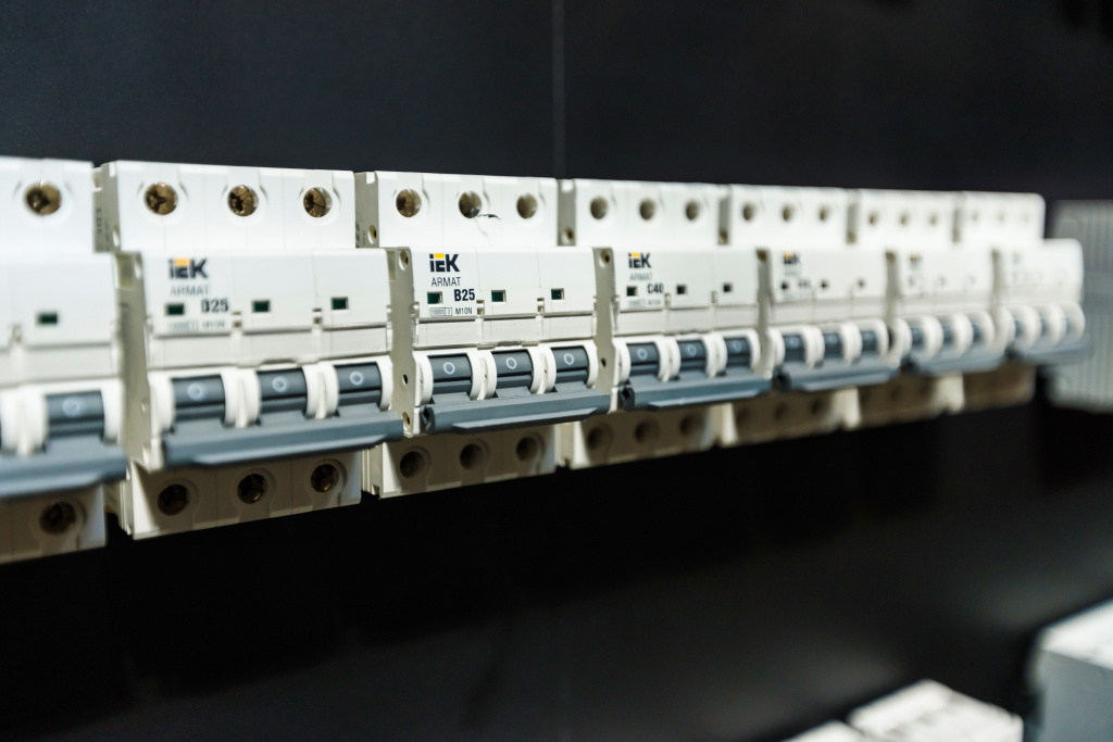 2_0R8A7384.jpeg 2_0R8A7384.jpeg