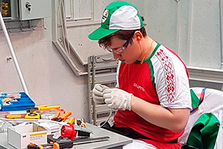 ГК IEK – WorldSkills: теперь в Беларуси! PHOTO-2018-05-22-17-21-155.jpg