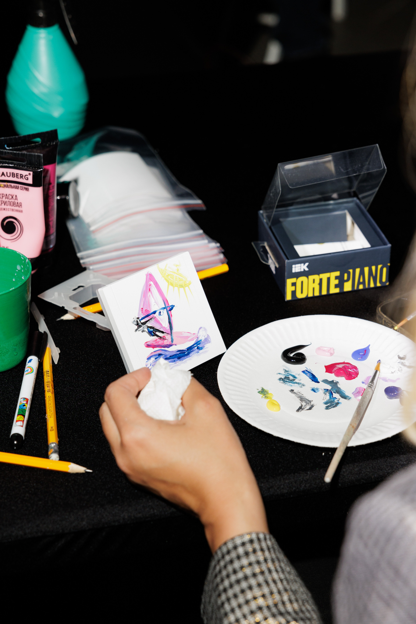 7_LB6A9885.jpg 7_LB6A9885.jpg